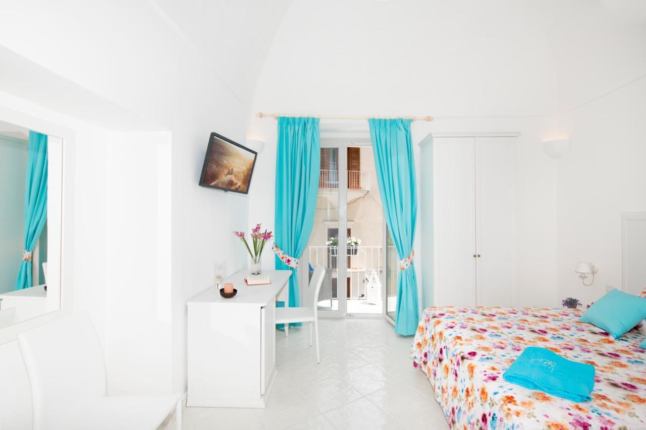 Appartamento Casa Lucienne Positano Esterno foto